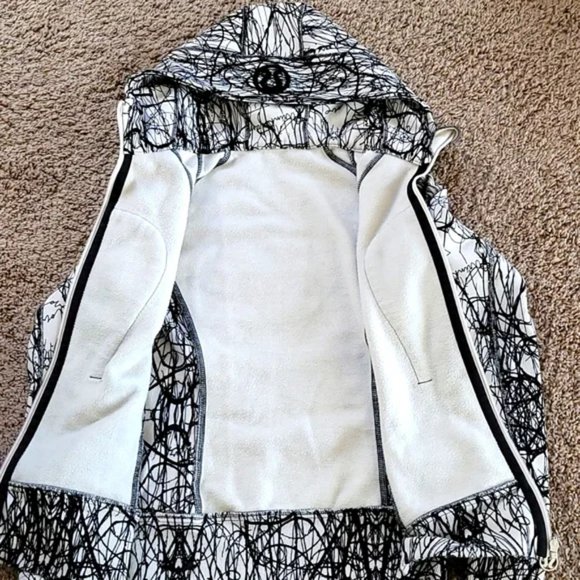 Lululemon Scuba Hoodie black white scribble print Size 6 - Picture 10 of 15